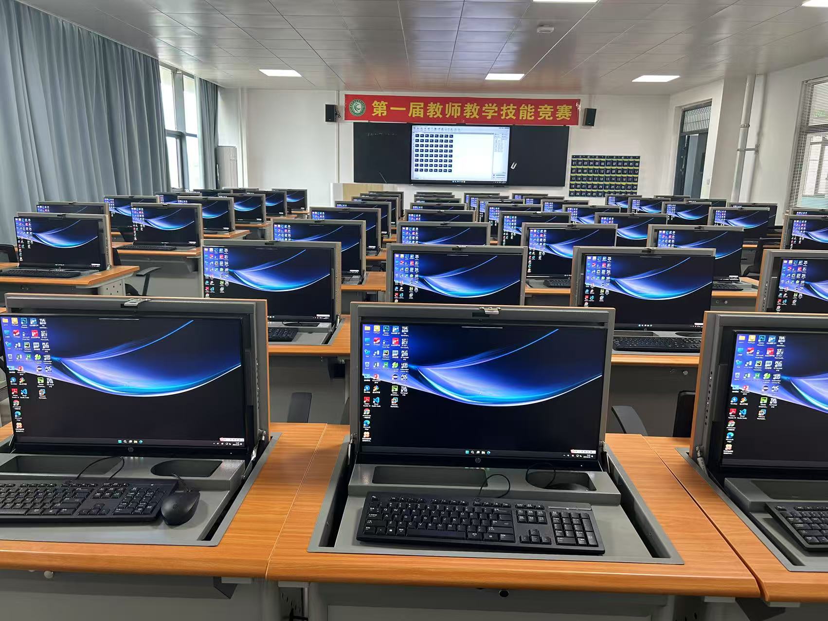 計算機軟件技術(shù)開發(fā)在信息中心的核心作用與實踐路徑